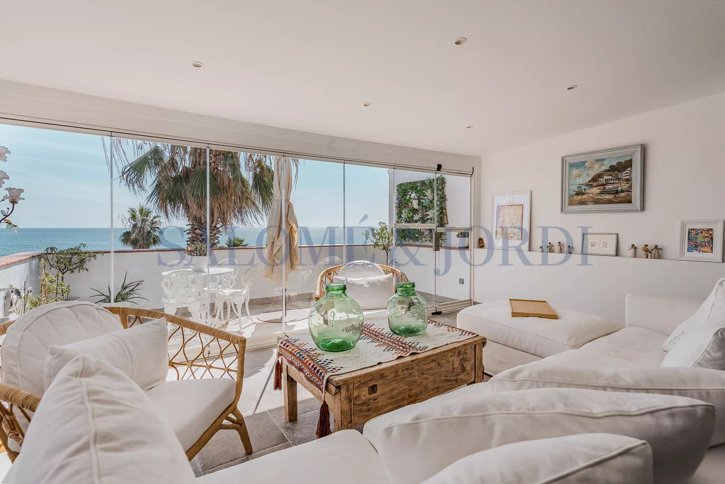 Inmobiliaria a Vilassar de Mar — habitatge lluminós amb vistes al mar